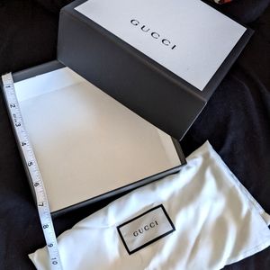 Gucci box and bag